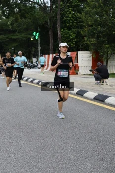 Runner Photo 4299079