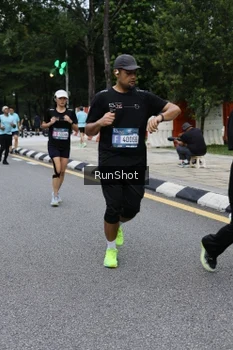 Runner Photo 4299085