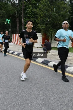 Runner Photo 4299097