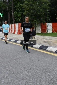 Runner Photo 4299106