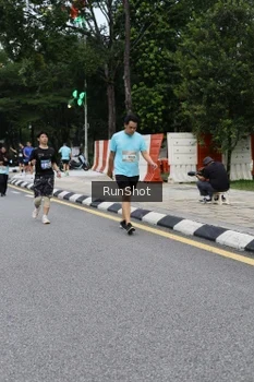 Runner Photo 4299111