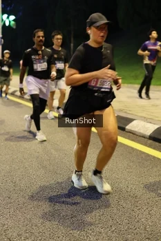 Runner Photo 4299115