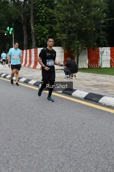 Runner Photo 4299116