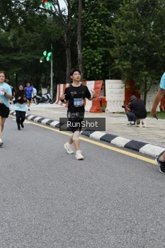 Runner Photo 4299118