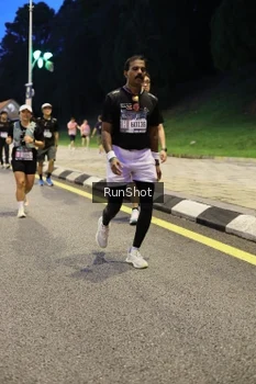 Runner Photo 4299125