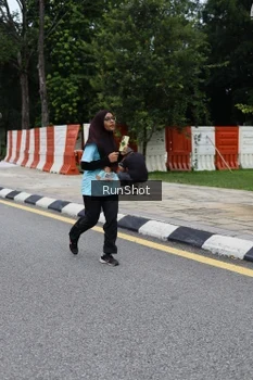 Runner Photo 4299128
