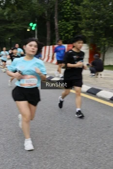 Runner Photo 4299141