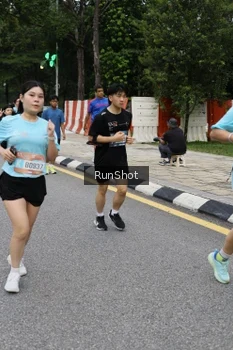 Runner Photo 4299146