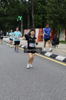 Runner Photo 4299147
