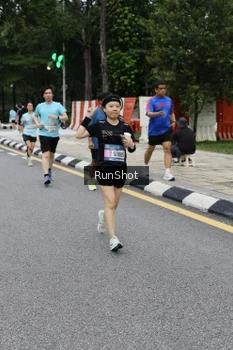 Runner Photo 4299153