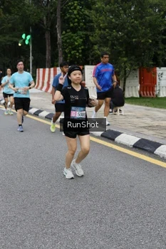 Runner Photo 4299155