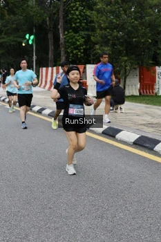 Runner Photo 4299156