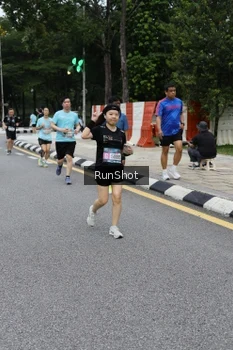 Runner Photo 4299158