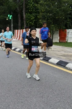 Runner Photo 4299164