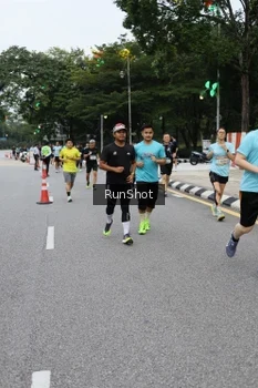 Runner Photo 4299170