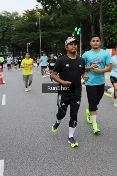 Runner Photo 4299174