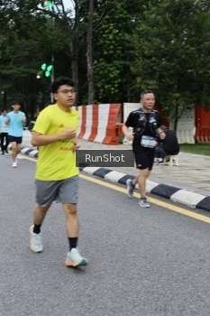 Runner Photo 4299178