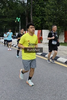 Runner Photo 4299183