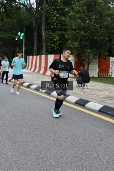 Runner Photo 4299188