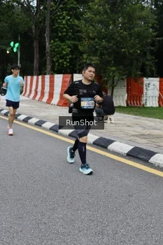 Runner Photo 4299189