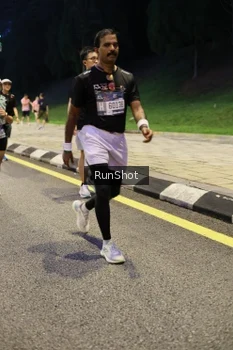 Runner Photo 4299190