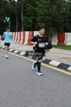 Runner Photo 4299191