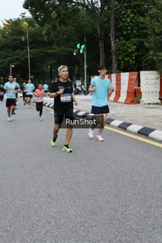 Runner Photo 4299192