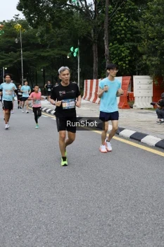 Runner Photo 4299197