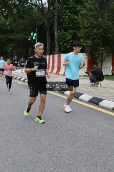Runner Photo 4299212