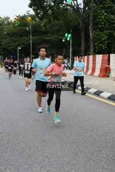 Runner Photo 4299214