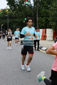 Runner Photo 4299216