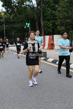 Runner Photo 4299234