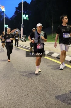 Runner Photo 4299236