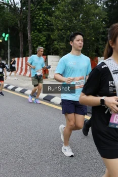 Runner Photo 4299240