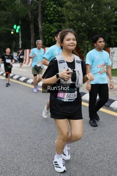 Runner Photo 4299244