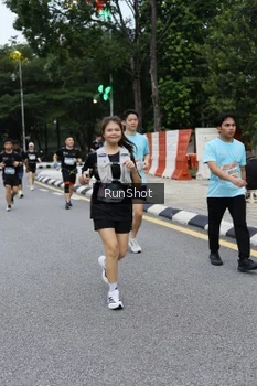 Runner Photo 4299247
