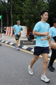 Runner Photo 4299248