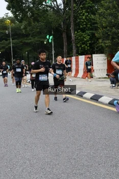 Runner Photo 4299252