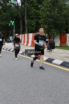 Runner Photo 4299263