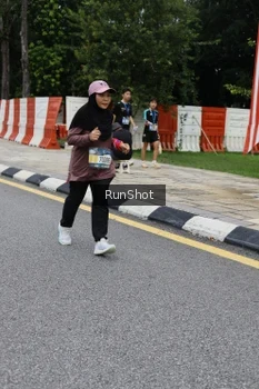 Runner Photo 4299273