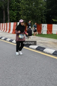 Runner Photo 4299276
