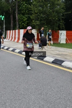 Runner Photo 4299277