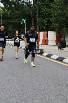 Runner Photo 4299279