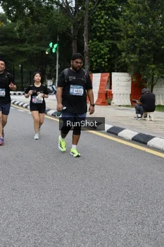 Runner Photo 4299286