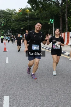 Runner Photo 4299294