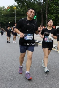 Runner Photo 4299304