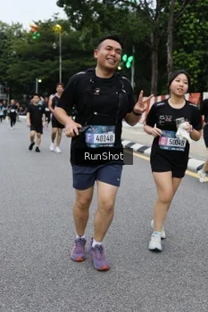 Runner Photo 4299311