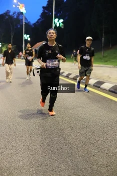 Runner Photo 4299323