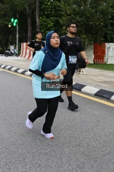 Runner Photo 4299338