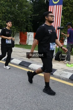 Runner Photo 4299345